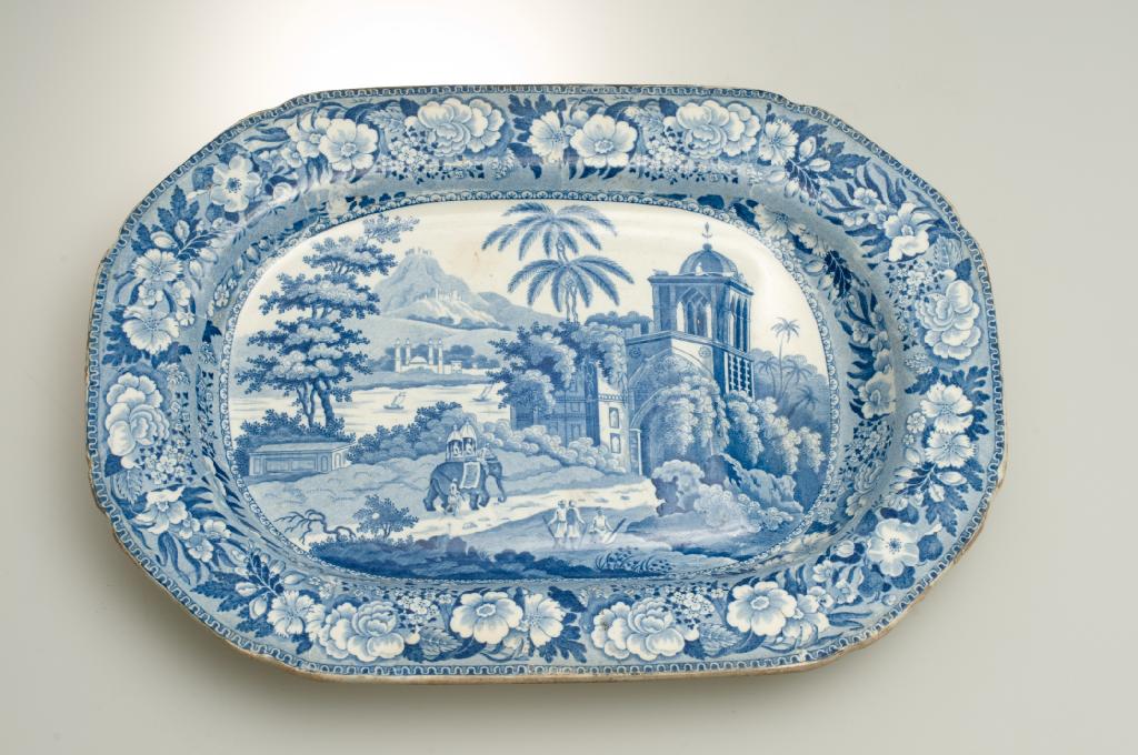 Appraisal: INDIA SERIES BLUE AND WHITE MEAT PLATE POSSIBLY HERCULANEUM EARLY