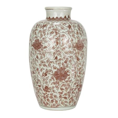 Appraisal: Chinese Porcelain Vase Estimate -