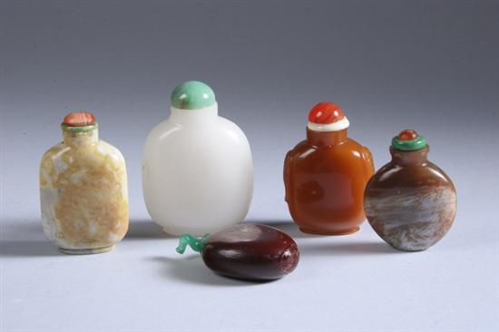 Appraisal: THREE CHINESE GLASS SNUFF BOTTLES Each flattened ovoid-form one imitating