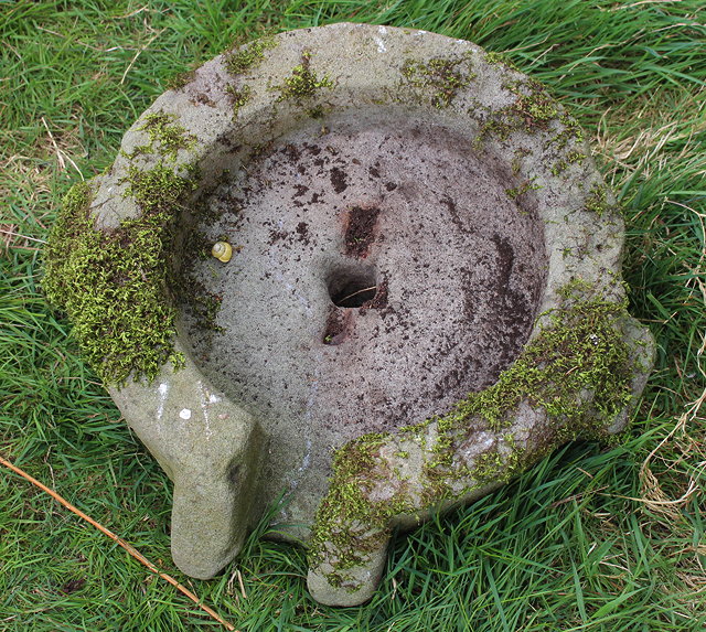 Appraisal: A SMALL ANTIQUE GRINDING STONE cm diameter