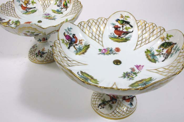 Appraisal: PAIR OF MEISSEN AUGUSTUS REX PORCELAIN COMPOTES decorated with panels