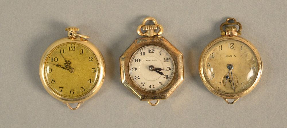 Appraisal: Three K gold lapel watches total weight grams Three K