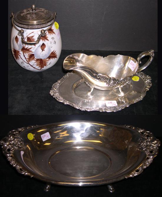 Appraisal: Wallace Baroque silverplate long footed serving bowl gravy boat and