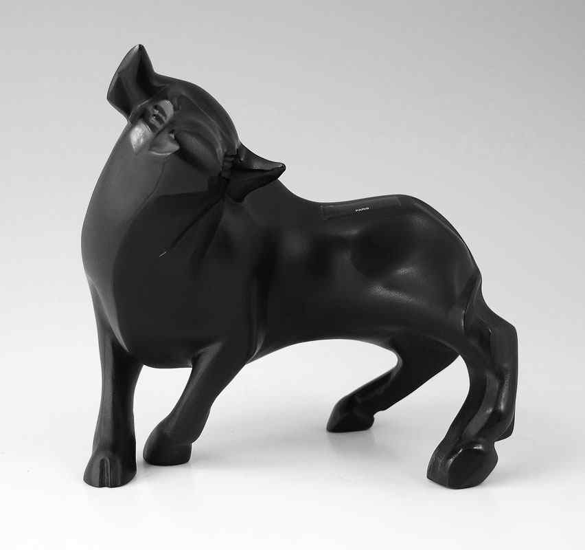 Appraisal: LALIQUE BLACK CRYSTAL VUELTA NOIR BULL FIGURE Signed Lalique France