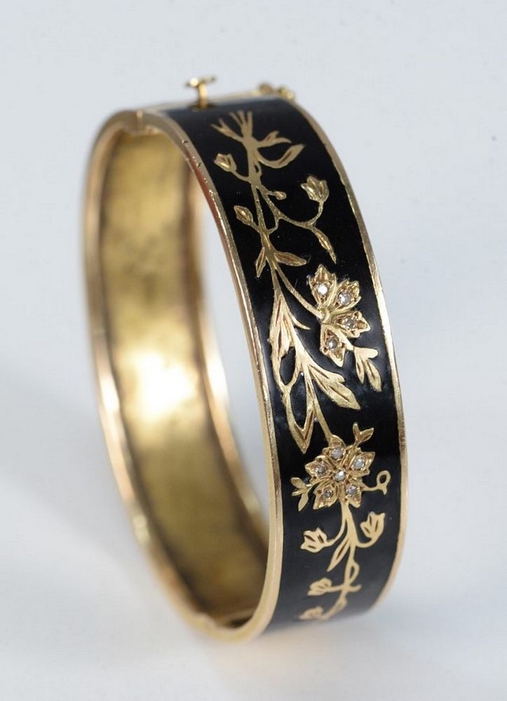 Appraisal: Van Gogh Karat Gold Bangle Bracelet with black enameling small