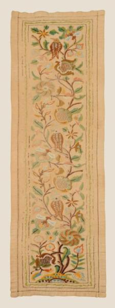 Appraisal: Early Crewelwork Linen Table Runner Description Bird and floral motif