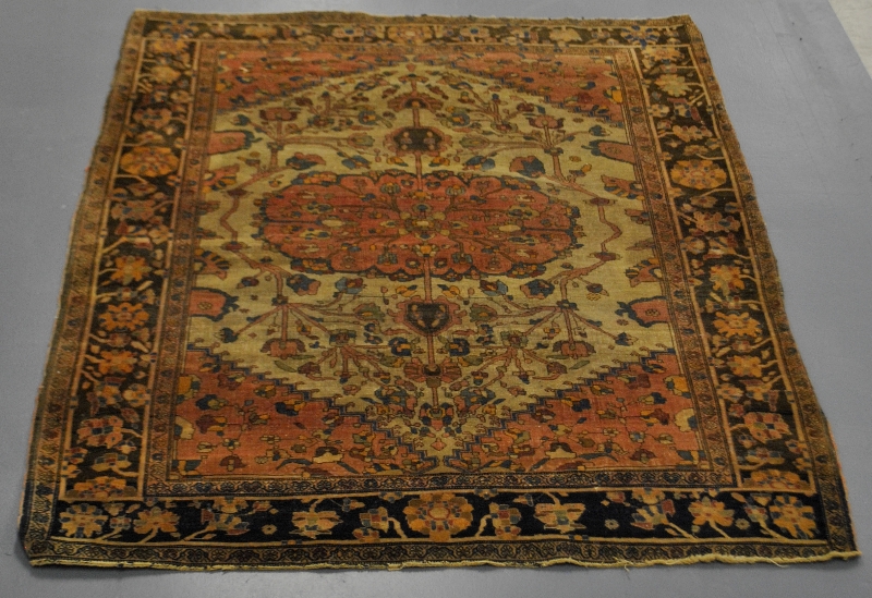 Appraisal: - Sarouk oriental mat with floral patterns late th c