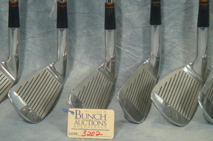 Appraisal: Dave Pelz Classic Complete Set - Sw Used condition Estimate