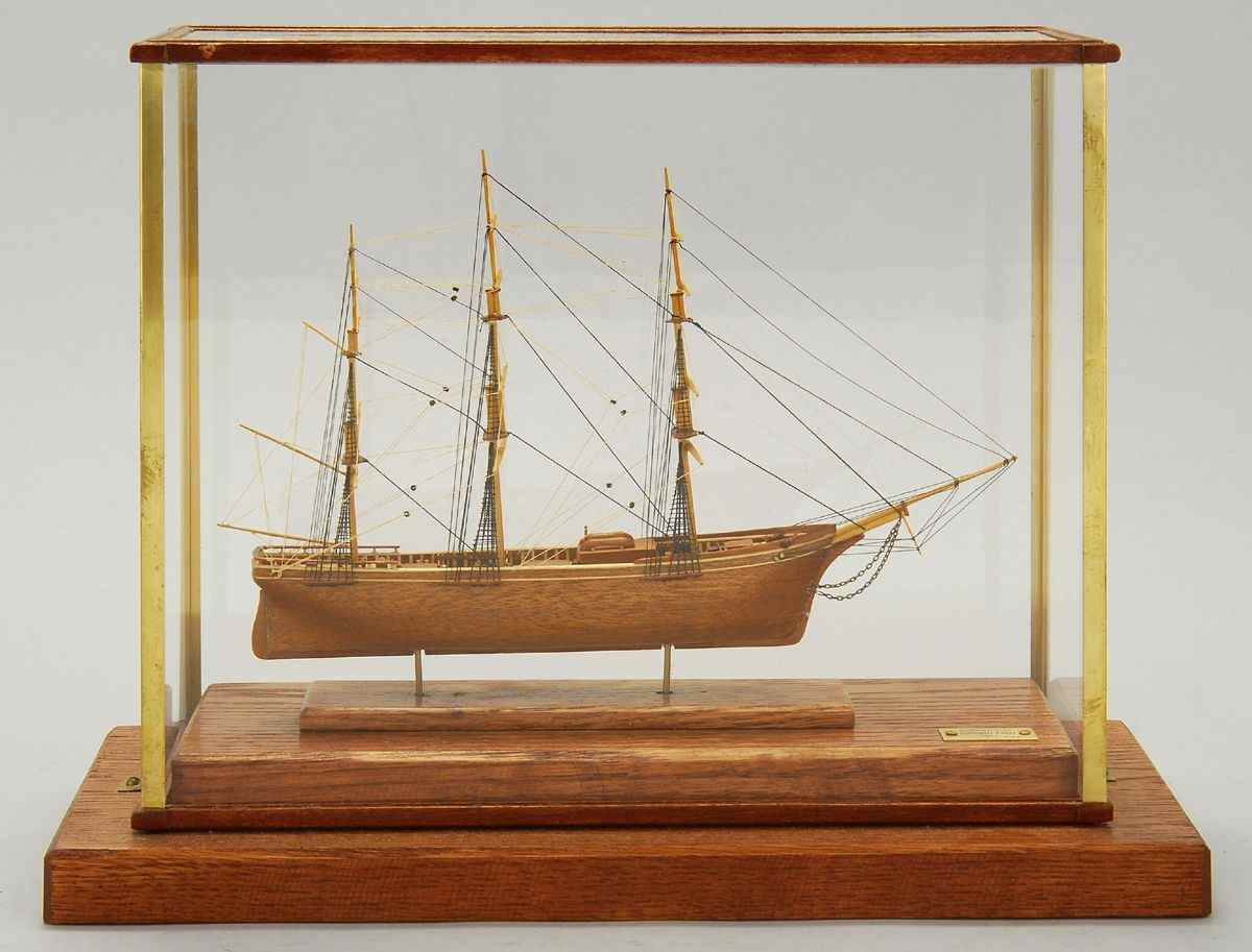 Appraisal: SMALL CASED MODEL OF THE CLIPPER SHIP SWORD FISHPlaque on