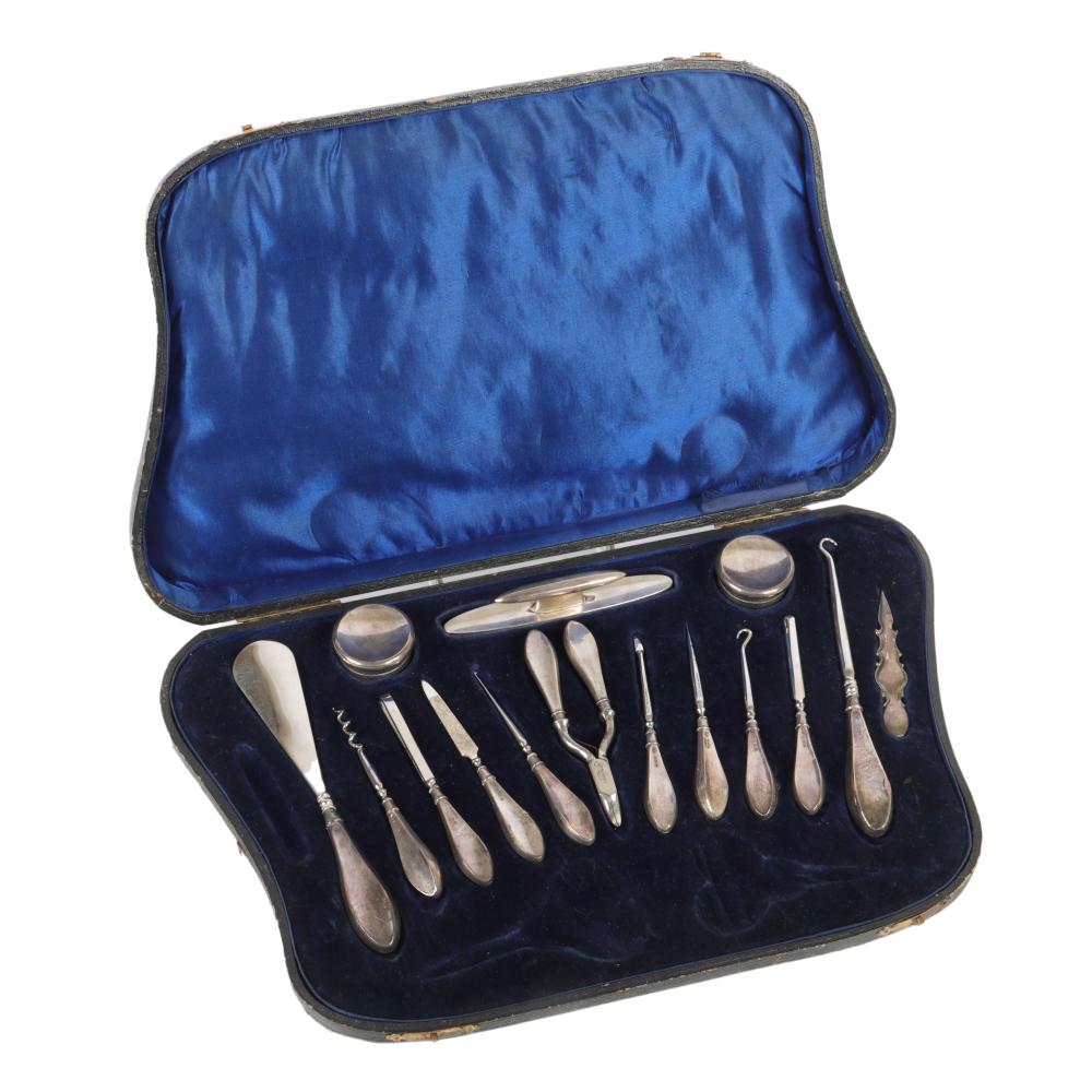 Appraisal: VICTORIAN CASED STERLING SILVER SET PC VANITY DRESSER KIT H