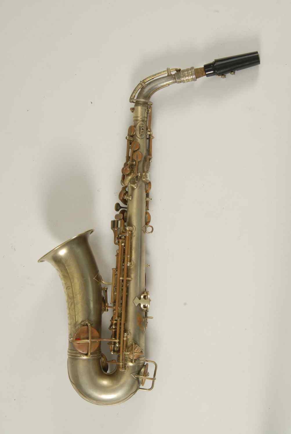 Appraisal: CONN NEW WONDER SAXOPHONEGold plated Original case