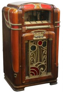 Appraisal: Wurlitzer Model Jukebox ca The working floor model jukebox of