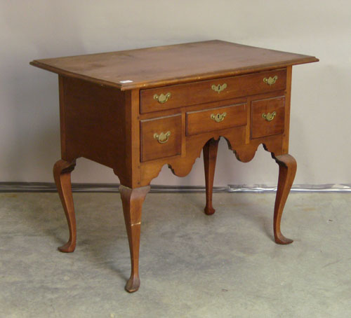 Appraisal: Queen Anne style cherry dressing table late th c h