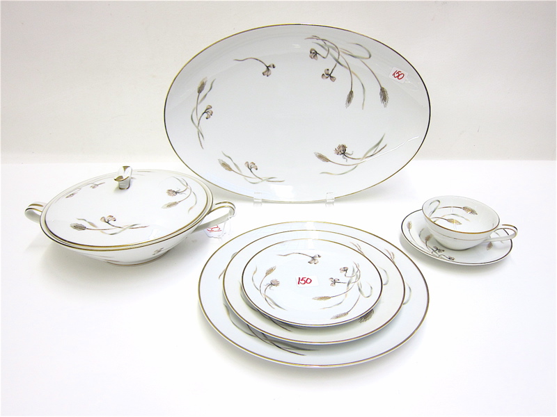 Appraisal: NORITAKE CHINA SET eighty-nine pieces in the Harvester pattern comprised