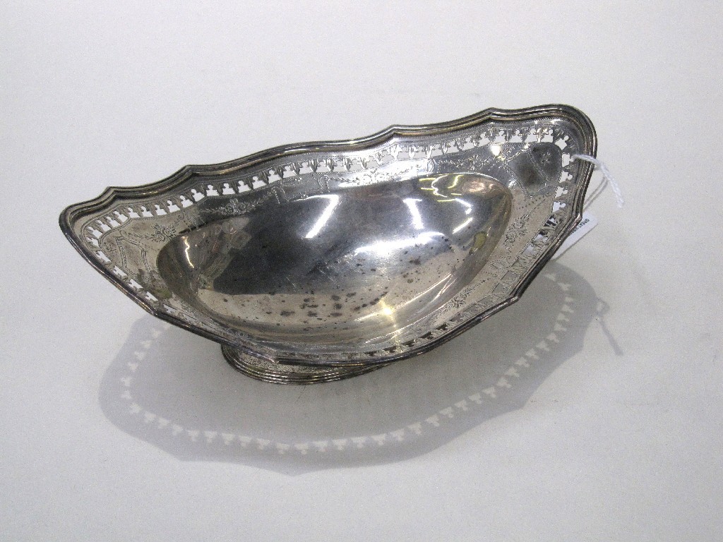 Appraisal: Silver bon bon dish London