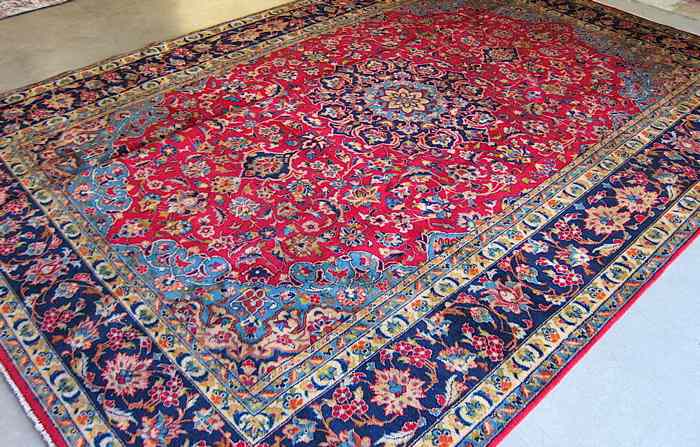 Appraisal: HAND KNOTTED PERSIAN CARPET Isfahan region central Iran floral and