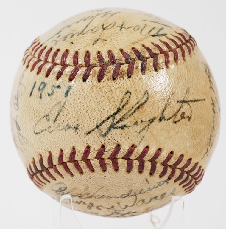 Appraisal: Circa St Louis Cardinals team signed MLB National League baseball