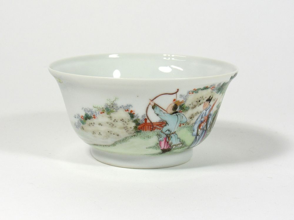 Appraisal: Enameled Porcelain Hunting Bowl The scene surrounding the bowl depicting