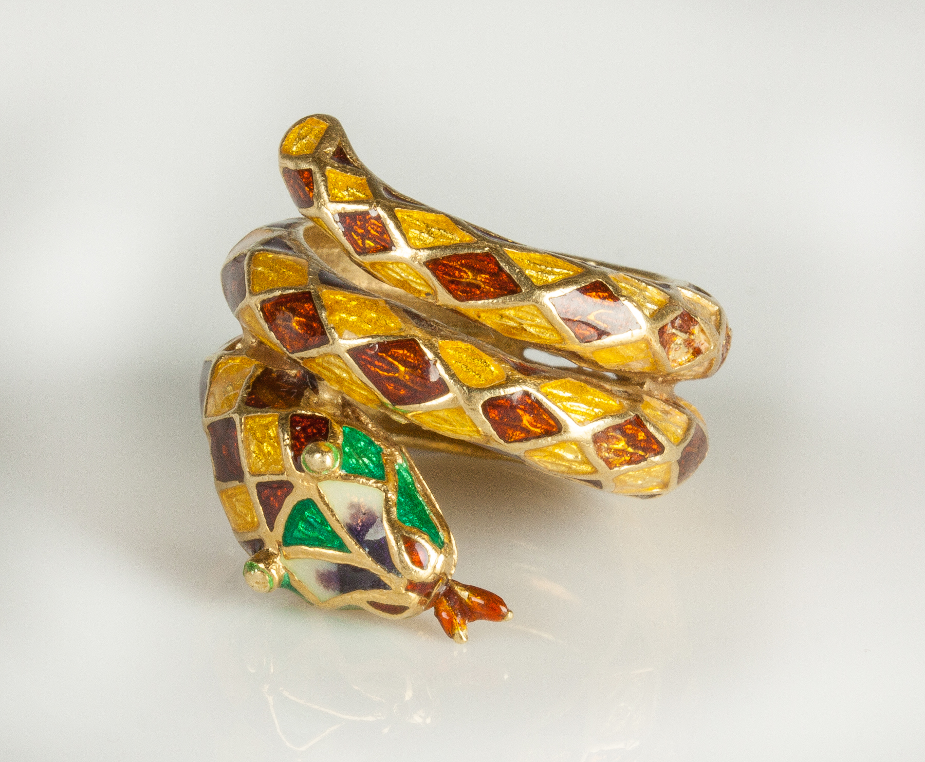 Appraisal: K Gold Enameled Snake Ring Marked Italy dwt