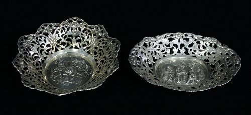 Appraisal: A Swedish silver dish JLH of oval form with pierced