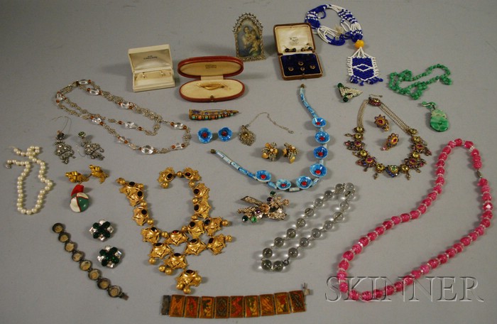 Appraisal: Group of Mostly Vintage Costume Jewelry including an kt gold