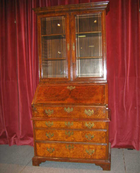 Appraisal: QUEEN ANNE WALNUT SECRETARY BOOKCASE Flat top over two beveled