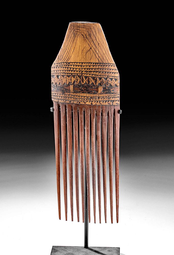 Appraisal: Mid th C Papua New Guinea Wood Comb w Incised