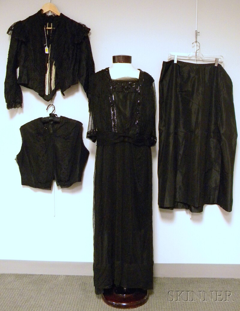 Appraisal: Group of Late th Early th Century Lady's Clothing a