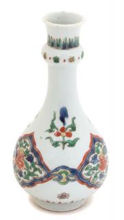 Appraisal: A Chinese Export Famille Verte Porcelain Bottle Vase A Chinese