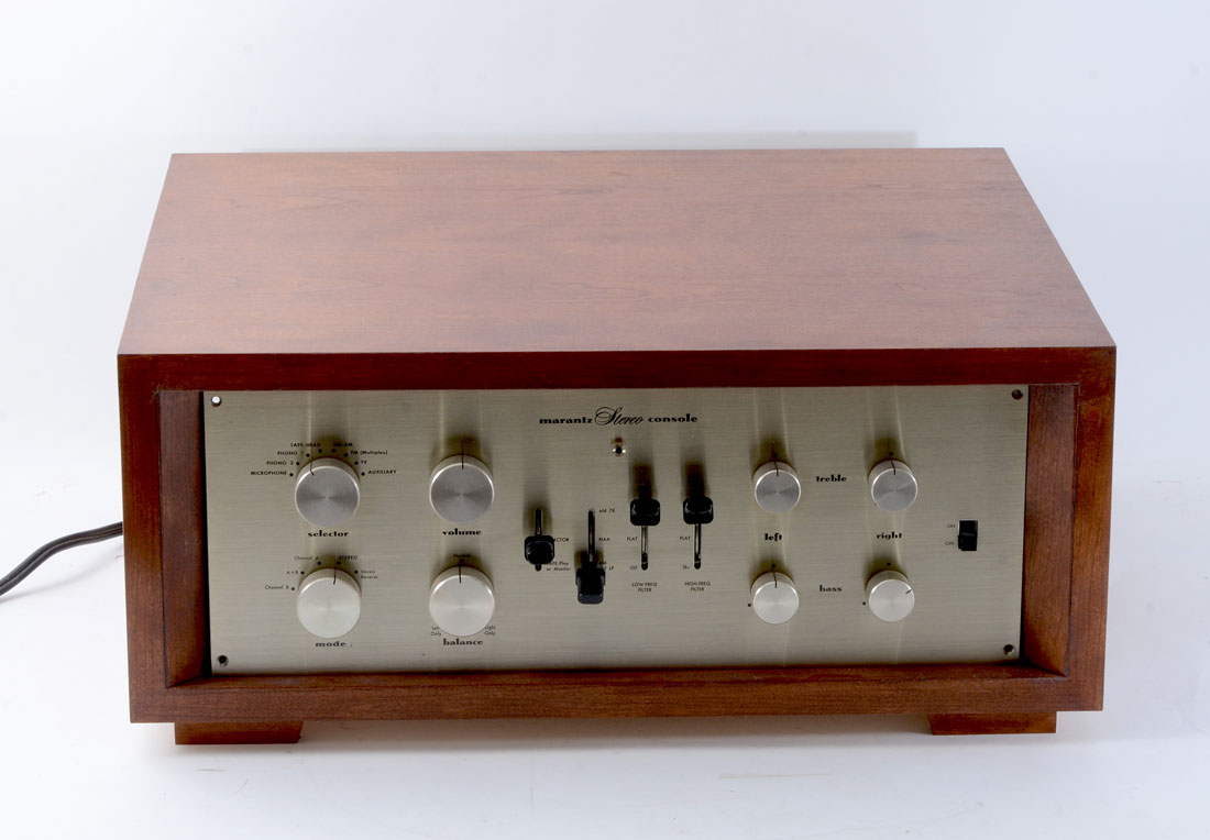 Appraisal: VINTAGE MARANTZ MODEL STEREO PRE-AMPLIFIER Estate fresh audiophile collection s