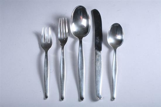 Appraisal: -PIECE TOWLE STERLING SILVER FLATWARE SERVICE Contour pattern Service for