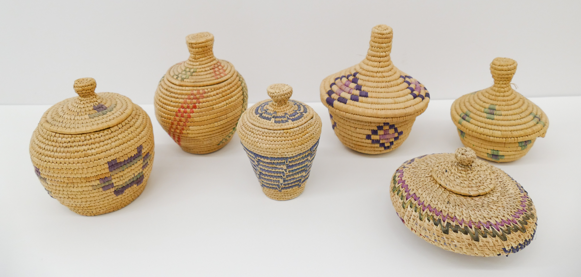 Appraisal: Box pc Alaska Miniature Covered Indian Baskets- '' to ''