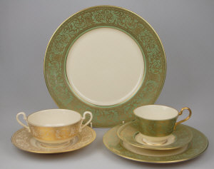 Appraisal: Franciscan Masterpiece China USA 'Renaissance' pattern dinner tea service green