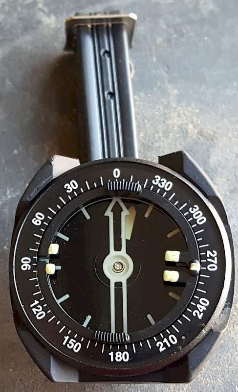 Appraisal: Lkelite divers compass Item G Lkelite divers compass Item G