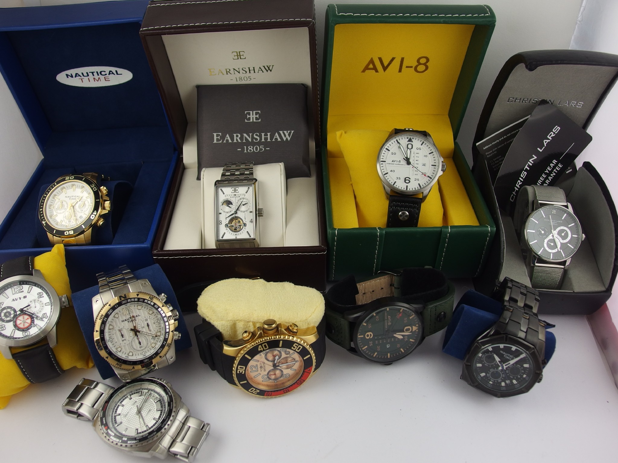 Appraisal: A collection of ten gents fashion watches to include AVi-