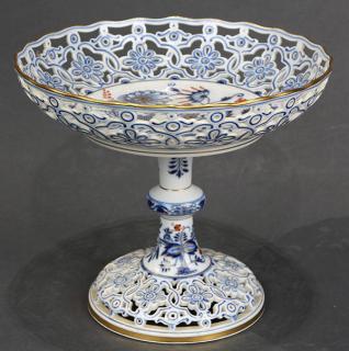 Appraisal: Meissen porcelain compote Meissen porcelain compote executed in the Asian