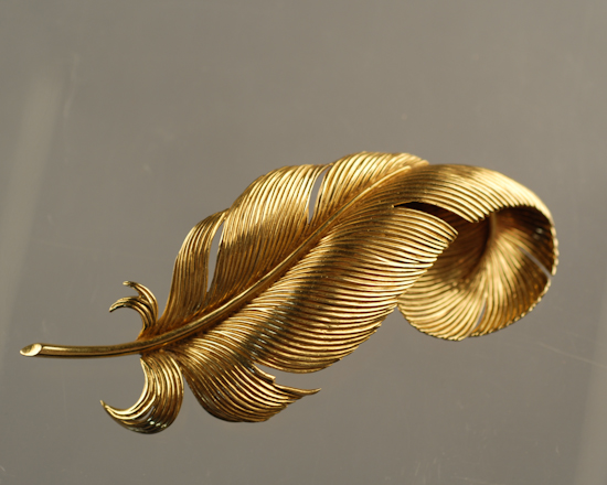 Appraisal: A Gold Feather Brooch for Tiffany Co K marked yellow