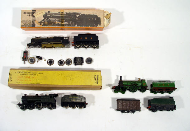 Appraisal: Two boxed railway locomotive models - a GNER locomotive and