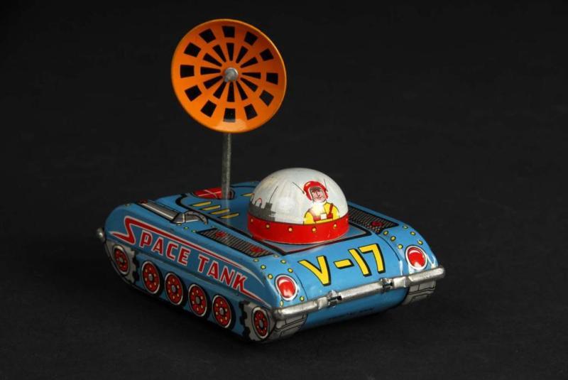 Appraisal: Space Tank V- Toy Description Japanese Working When in operation