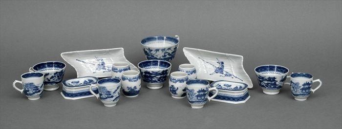 Appraisal: Mottahedeh Vista Alegre Canton-Style Blue and White Porcelain Part Dinner