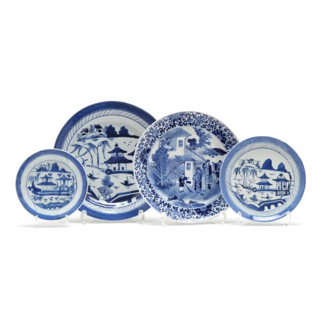 Appraisal: A Grouping of Chinese Blue and White Porcelain Dishes th