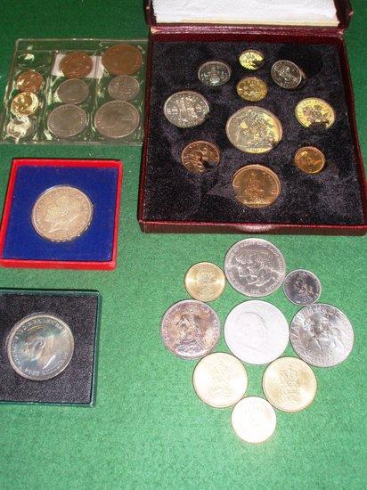 Appraisal: A Festival of Britain proof set of coinage cased together