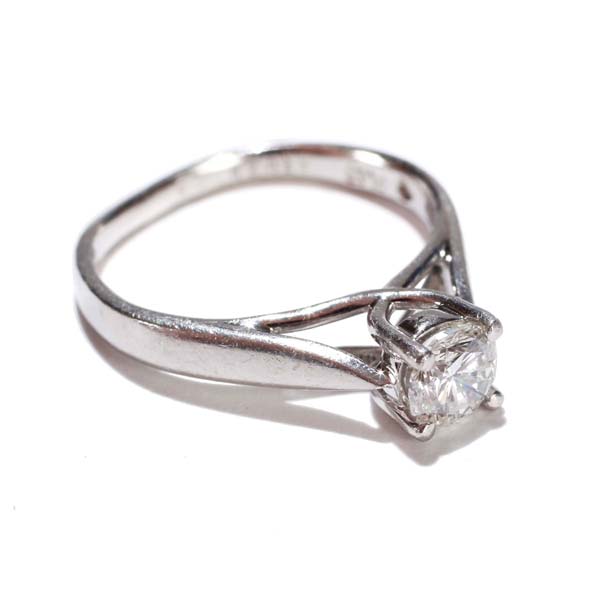 Appraisal: Platinum diamond solitaire ring containing a ct stone dwt Size