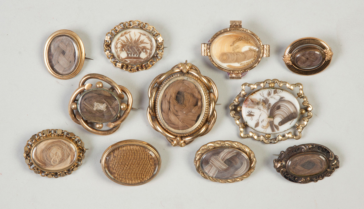 Appraisal: Group of Victorian Mourning Brooches th cent Five are K