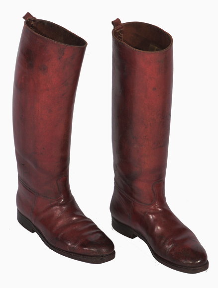 Appraisal: A PAIR OF GENTS BROWN LEATHER RIDING BOOTS cm toe