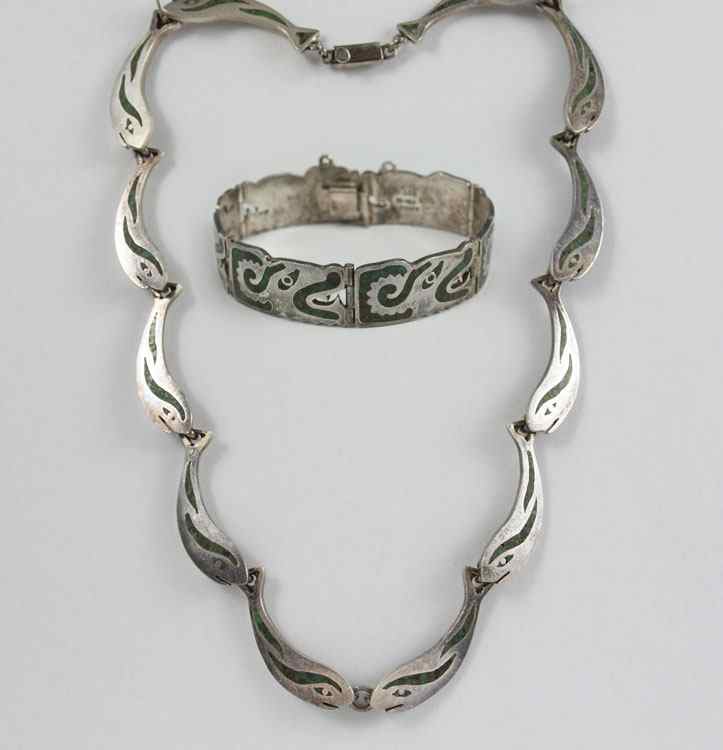 Appraisal: EARLY MIGUEL MELENDEZ MEXICAN STERLING NECKLACE BRACELET Sterling necklace with