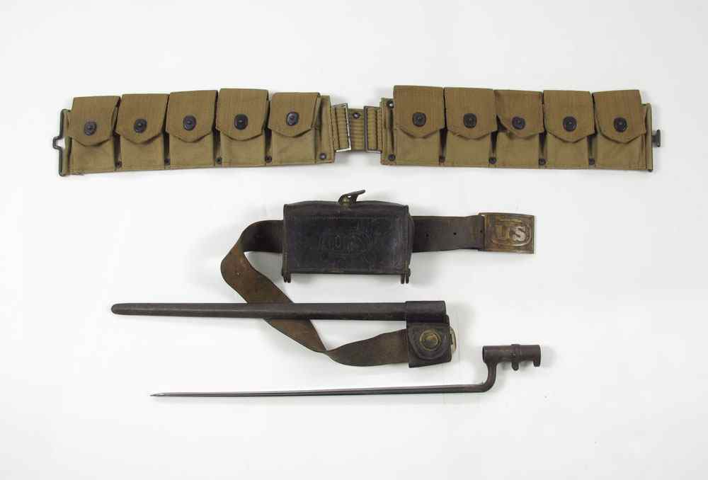 Appraisal: INDIAN WARS ERA US ARMY BELT RIG Later th century