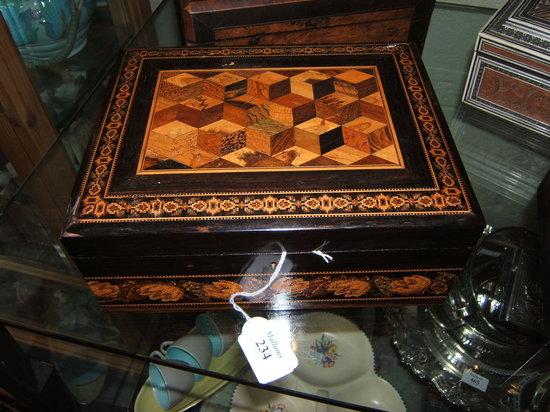 Appraisal: A th Century rosewood Tunbridgeware workbox with marquetry banded decoration