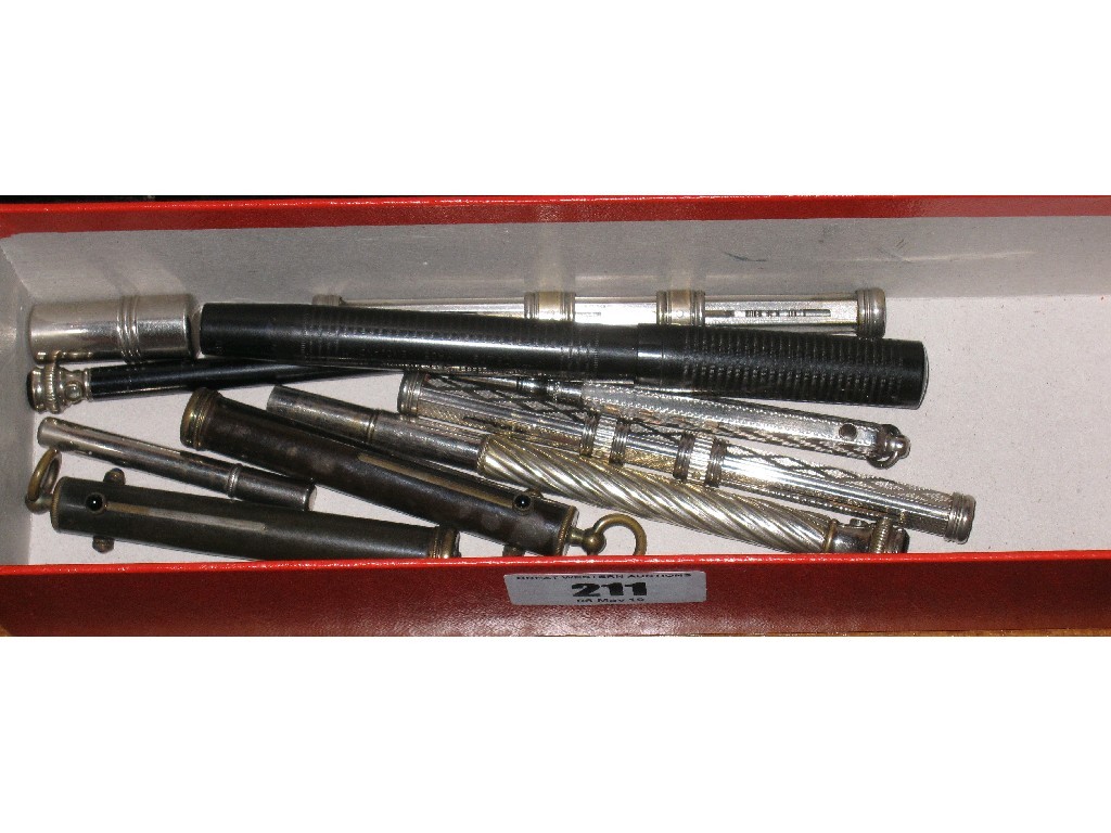 Appraisal: Box of assorted propelling pencils