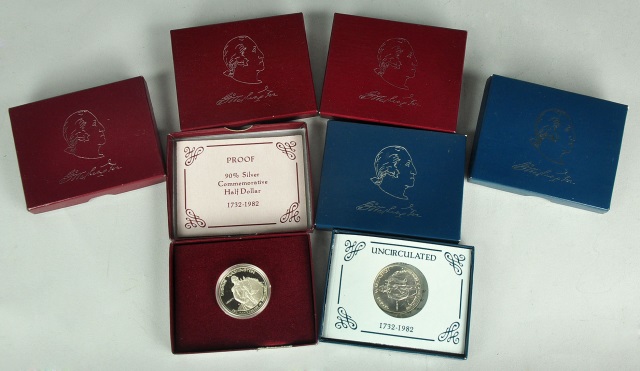 Appraisal: Six Washington Half DollarsDated Four of these silver commemorative coins